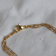 Load image into Gallery viewer, Dainty Figaro Bracelet
