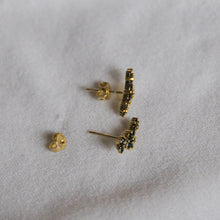 Load image into Gallery viewer, Floral Ear Climbers