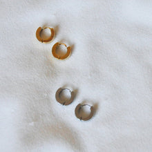 Load image into Gallery viewer, Tiny Hoops