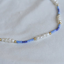 Load image into Gallery viewer, Gradient Pearl Necklace