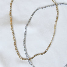Load image into Gallery viewer, Chunky Figaro Chain Necklace