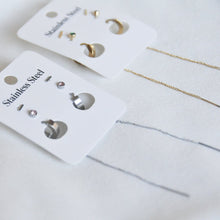 Load image into Gallery viewer, Earring Set