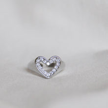 Load image into Gallery viewer, Bold Heart Ring