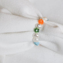 Load image into Gallery viewer, Floral Pearl Ring