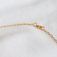 Load image into Gallery viewer, Twisted Pearl Necklace