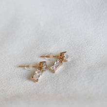 Load image into Gallery viewer, Tiny Rectangle Studs