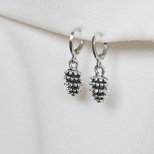 Load image into Gallery viewer, Pinecone Earrings