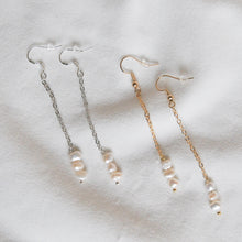 Load image into Gallery viewer, Triple Pearl Chain Earrings