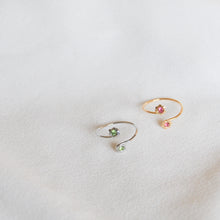 Load image into Gallery viewer, Rhinestone Flower Ring