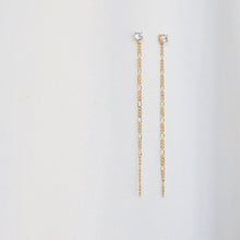 Load image into Gallery viewer, Figaro Chain Studs
