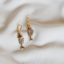 Load image into Gallery viewer, Fish Skeleton Earrings