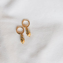 Load image into Gallery viewer, Acorn Earrings