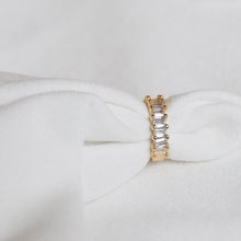 Load image into Gallery viewer, Rectangle Ear Cuff