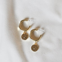 Load image into Gallery viewer, Chunky Disk Hoops