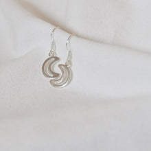 Load image into Gallery viewer, Moon Earrings