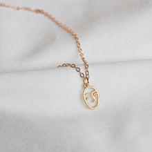 Load image into Gallery viewer, Abstract Face Necklace
