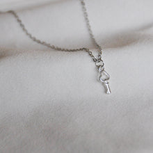 Load image into Gallery viewer, Key Necklace