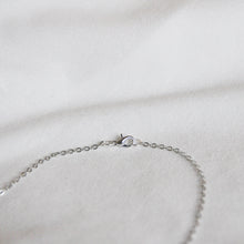 Load image into Gallery viewer, Teardrop Necklace