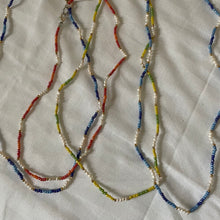 Load image into Gallery viewer, Thin Gradient Pearl Necklaces
