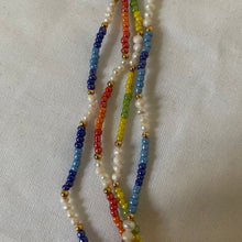 Load image into Gallery viewer, Thin Gradient Pearl Necklaces
