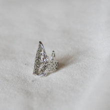 Load image into Gallery viewer, Butterfly Ear Cuff
