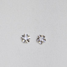 Load image into Gallery viewer, Silver Daisy Studs
