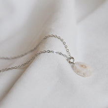 Load image into Gallery viewer, Natural Druzy Quartz Necklace
