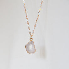 Load image into Gallery viewer, Ore Necklace
